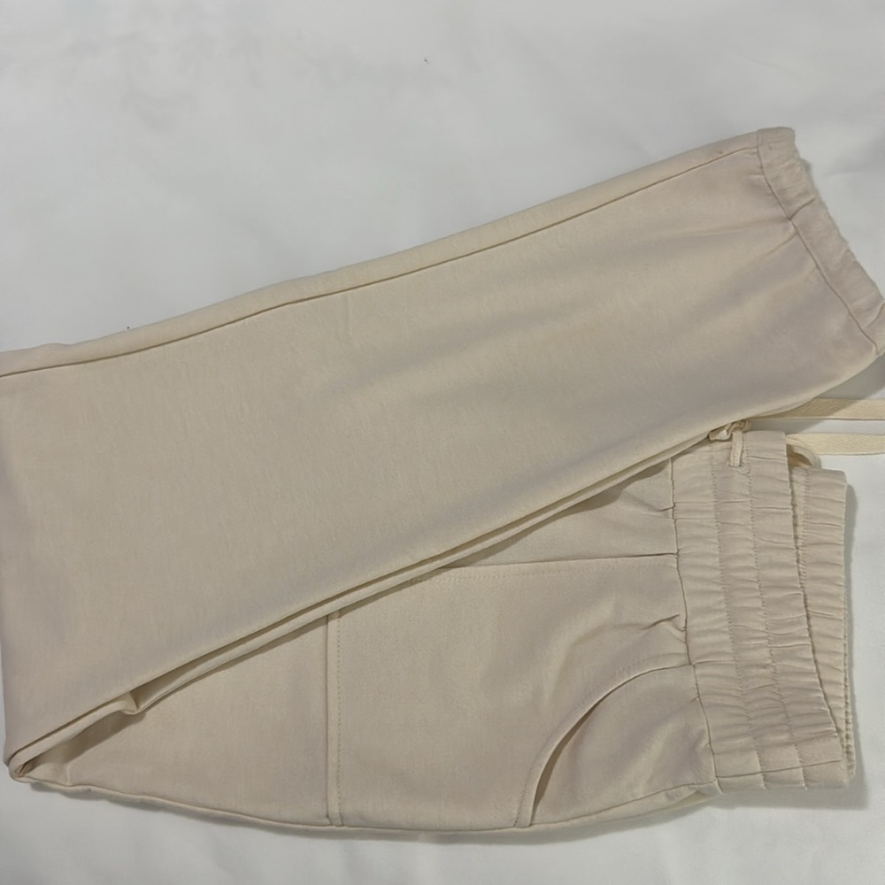 NWOT LOGO LOUNGE BY Lori Goldstein cream pants. Size S - Picture 6 of 7